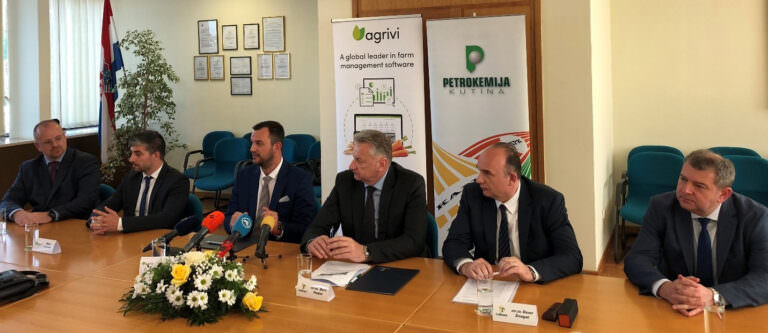 agrivi and petrokemija